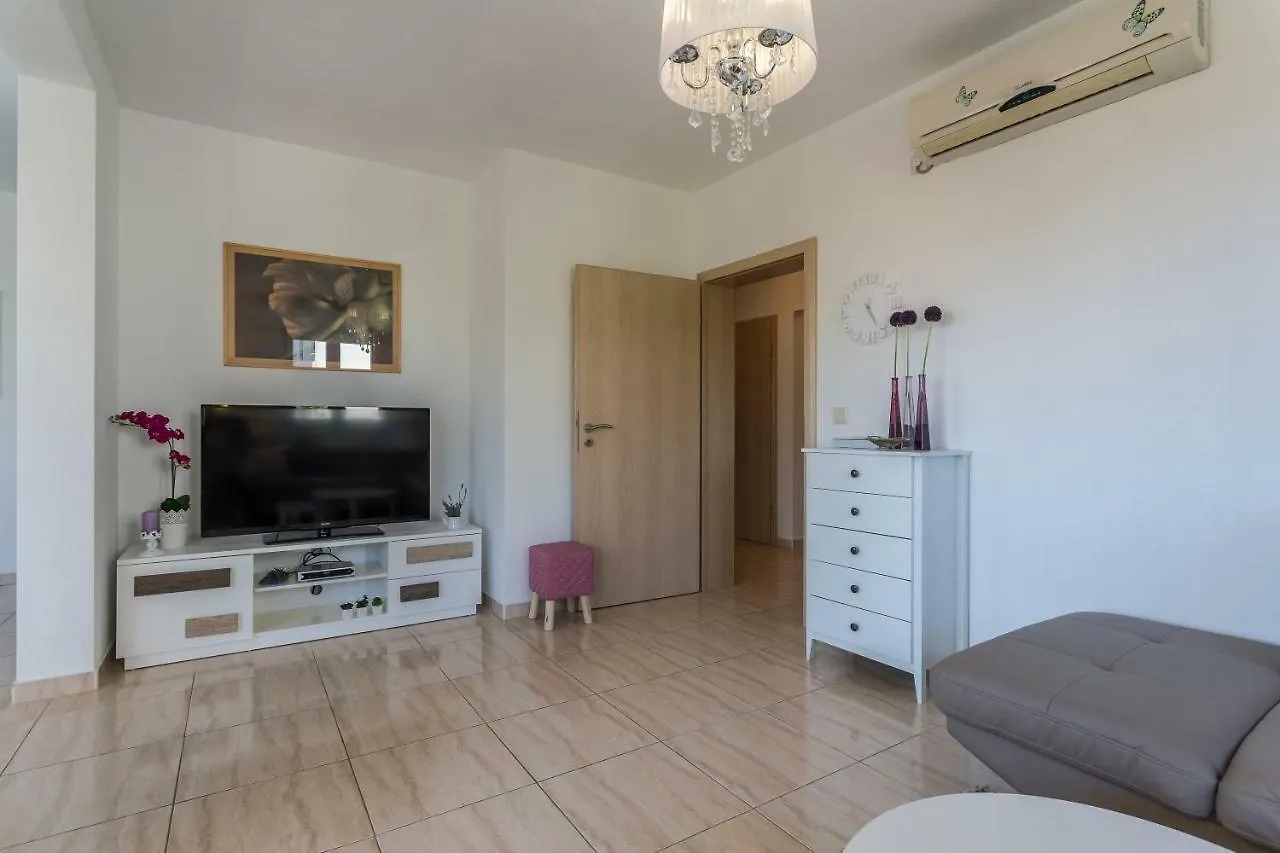 Apartment Neda Trogir