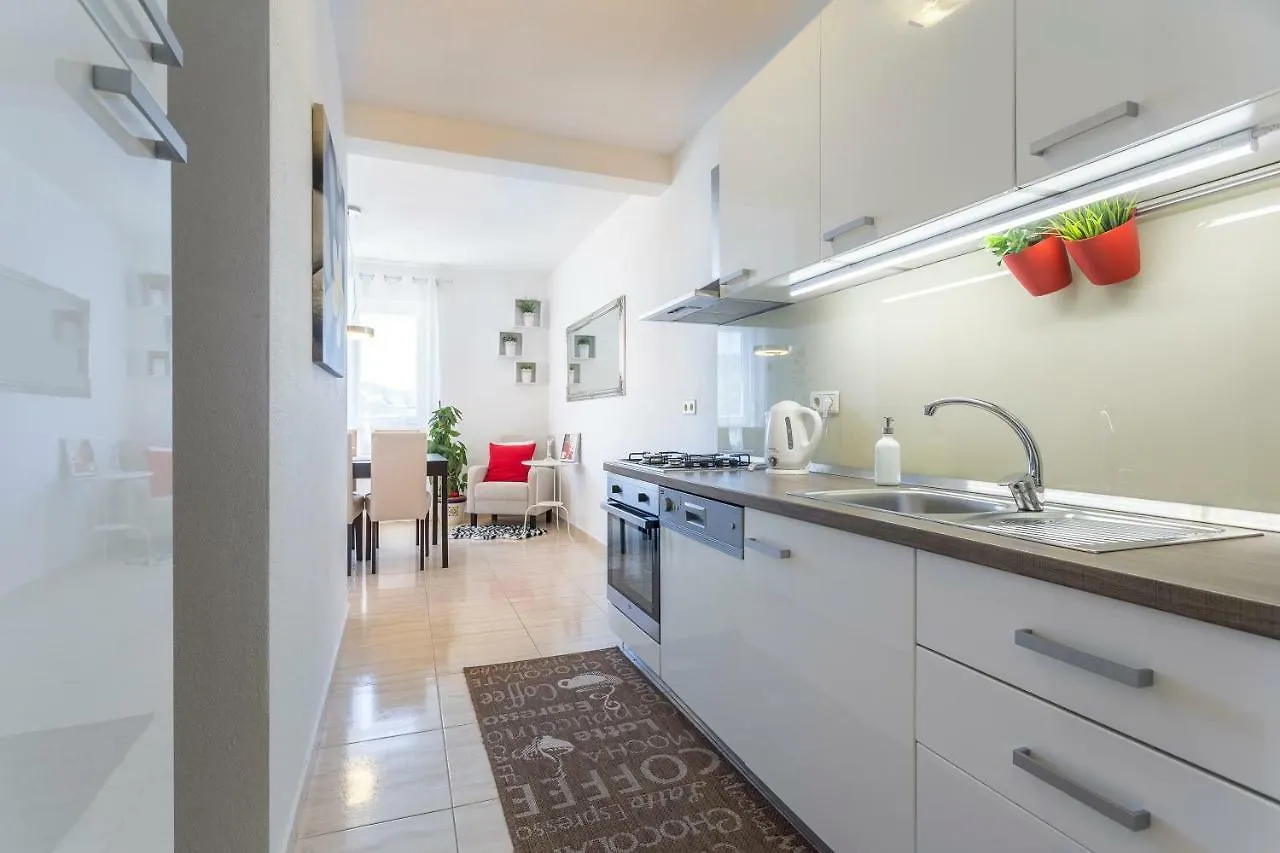 Apartment Neda Trogir
